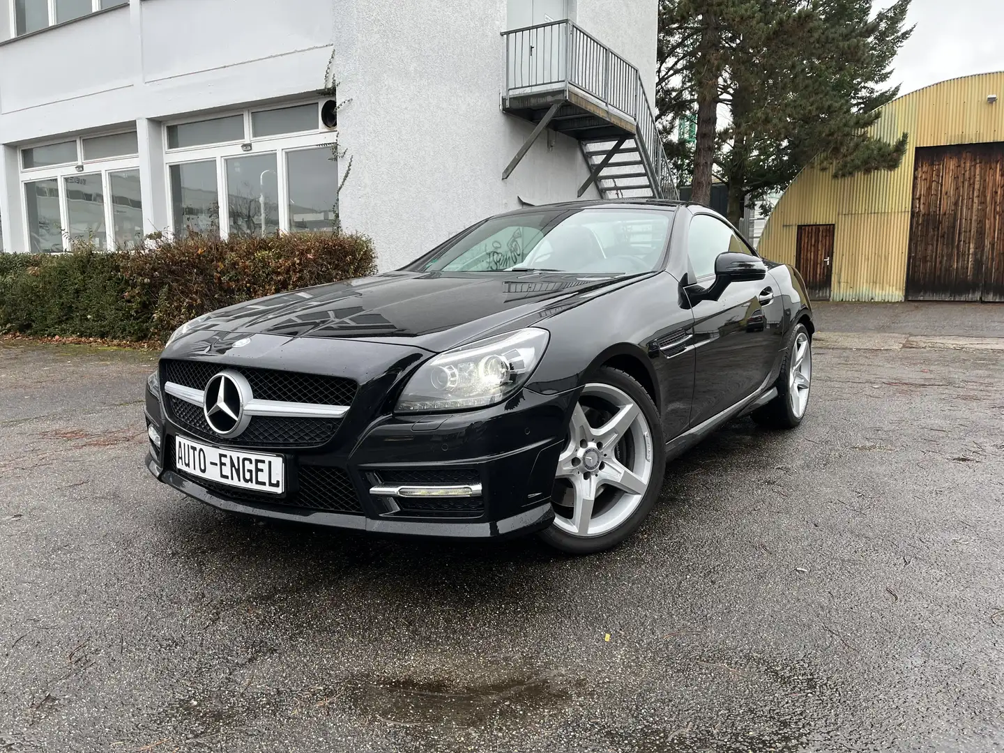 Mercedes-Benz SLK 200 SLK 200 BlueEff*AMG*Airscarf*Panorama*Xenon Schwarz - 1