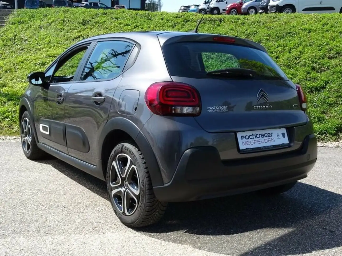 Citroen C3 PureTech 83 S&S 5-Gang-Manuell Feel Grau - 2