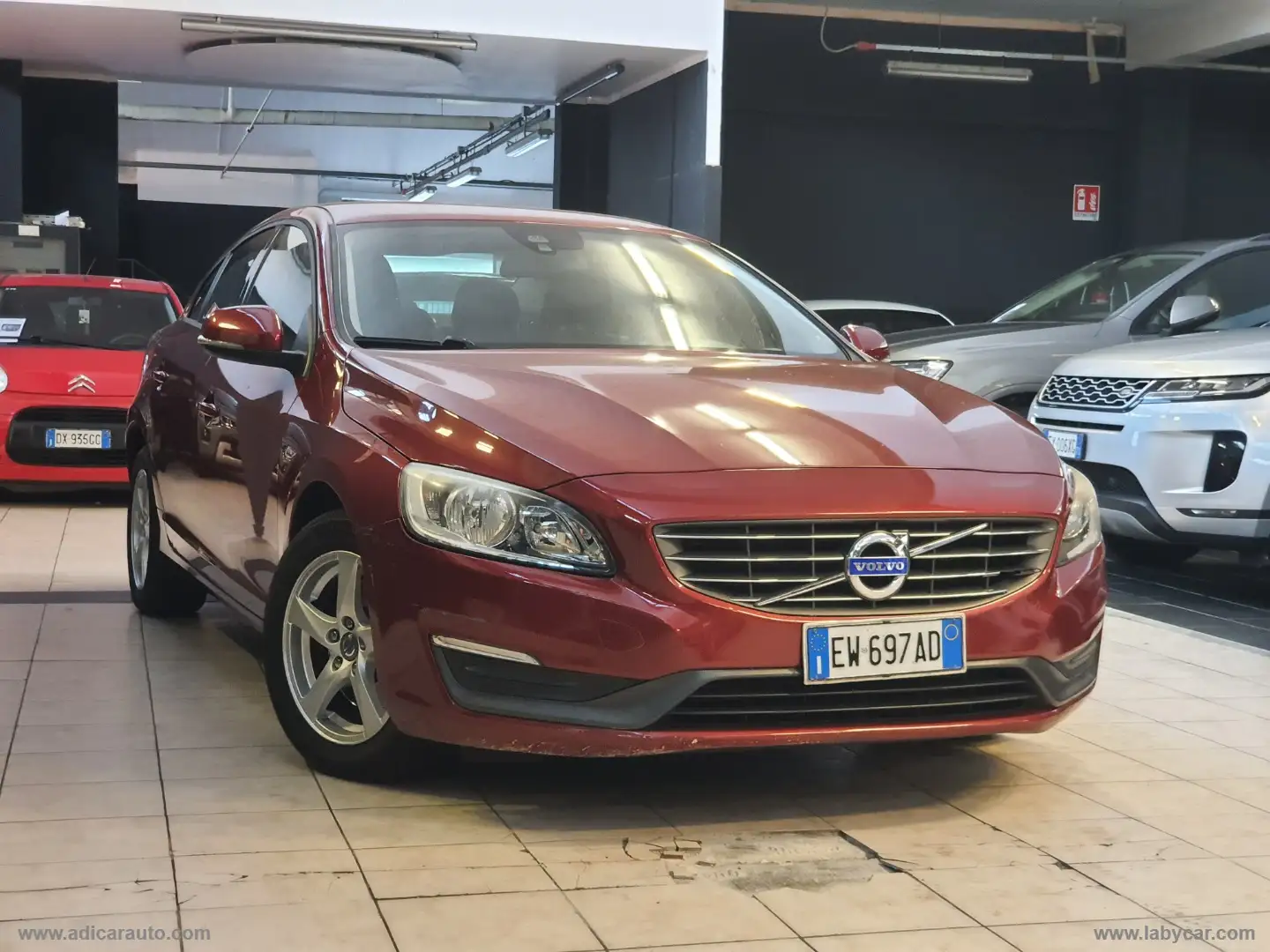 Volvo S60 D3 Geartronic Kinetic Rosso - 1