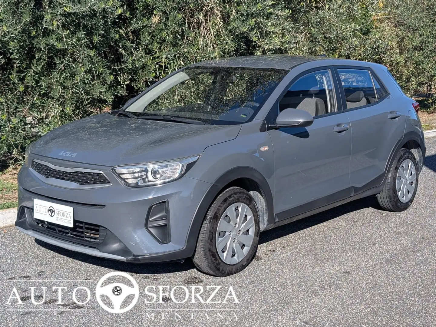 Kia Stonic 1.2 dpi Urban 84cv Tagliandata Nazionale E6d Grigio - 1