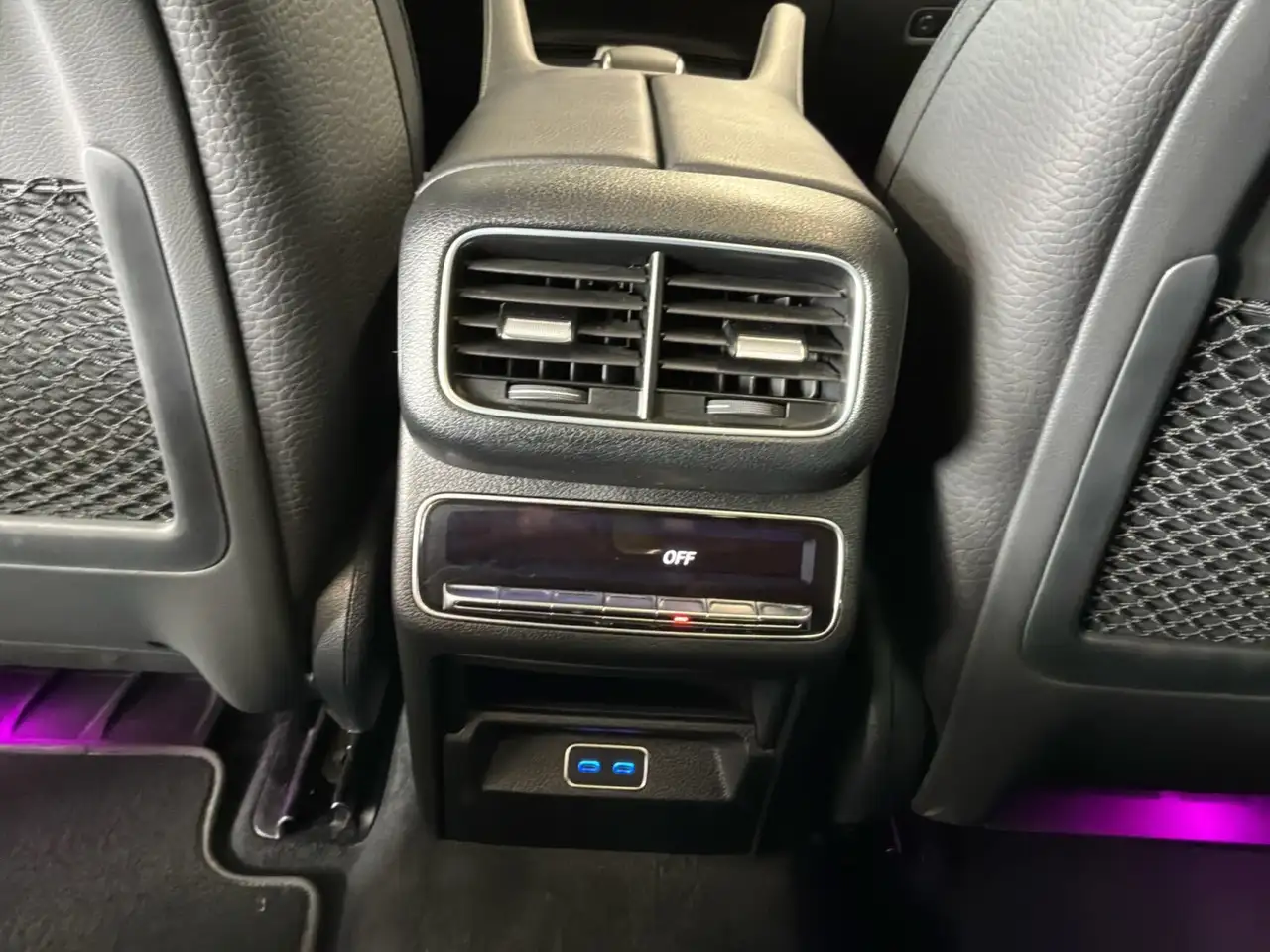 Mercedes-Benz GLS снимка Mercedes-Benz GLS