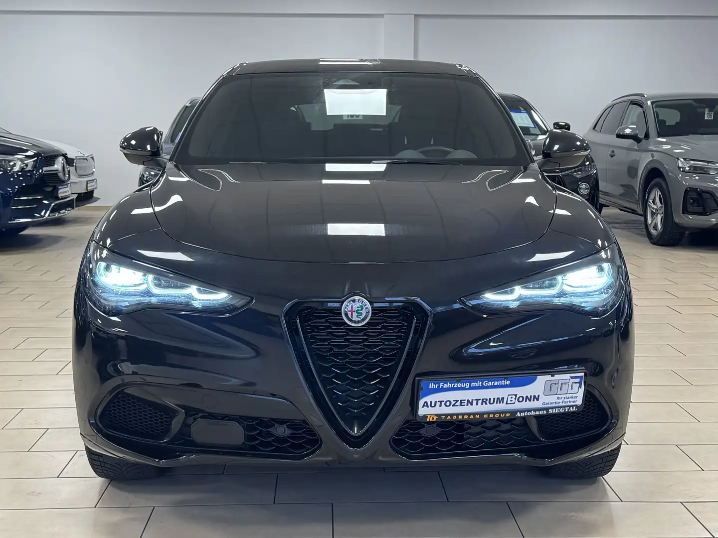 Alfa Romeo Stelvio Veloce*Q4*Sport*Harman Kardon*Leder*ACC Noir - 2