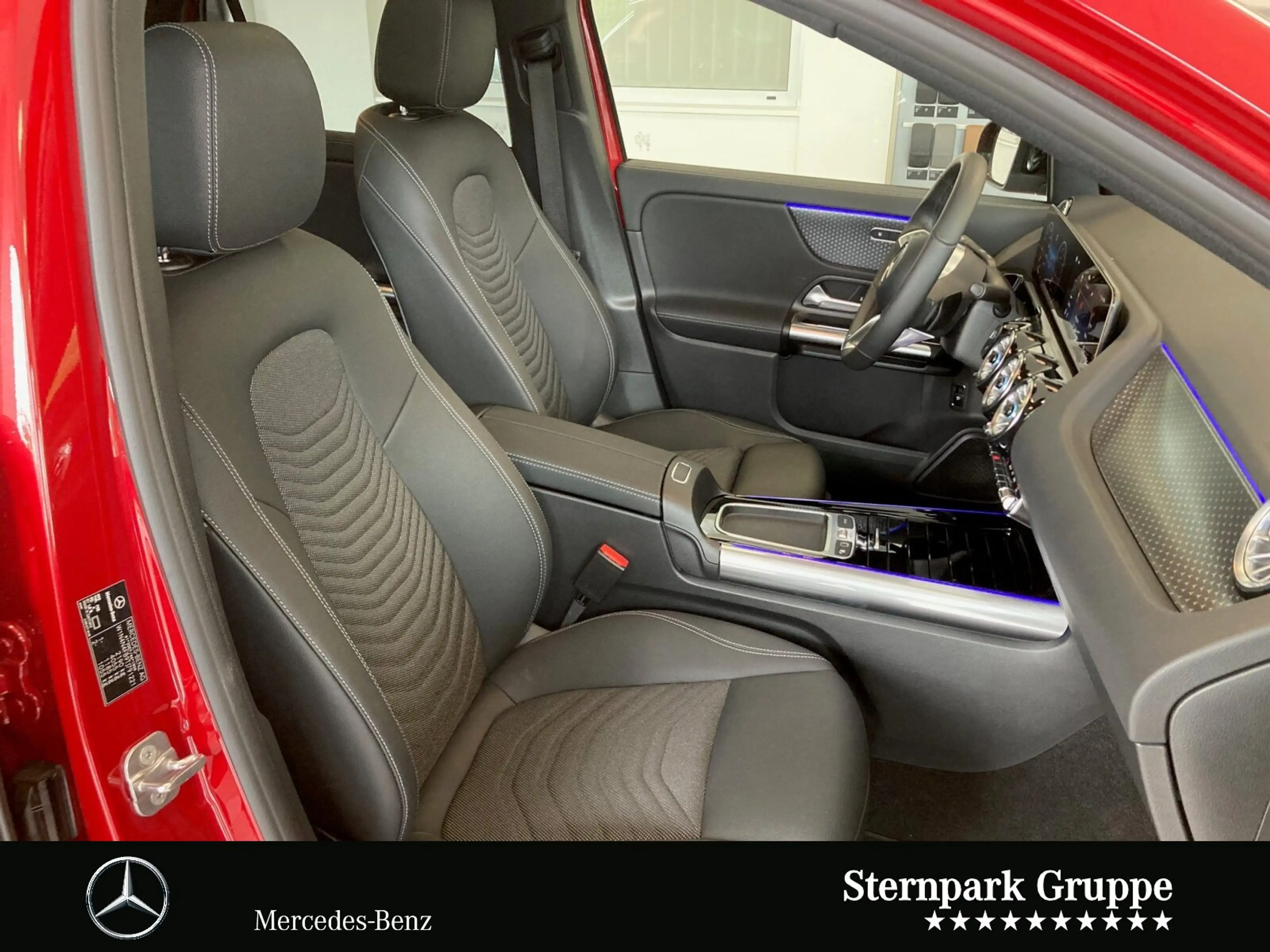Mercedes-Benz GLA 220 GLA 220 4M Edition*Pano*AHK*Night*Multib*360*Dis — photo 10