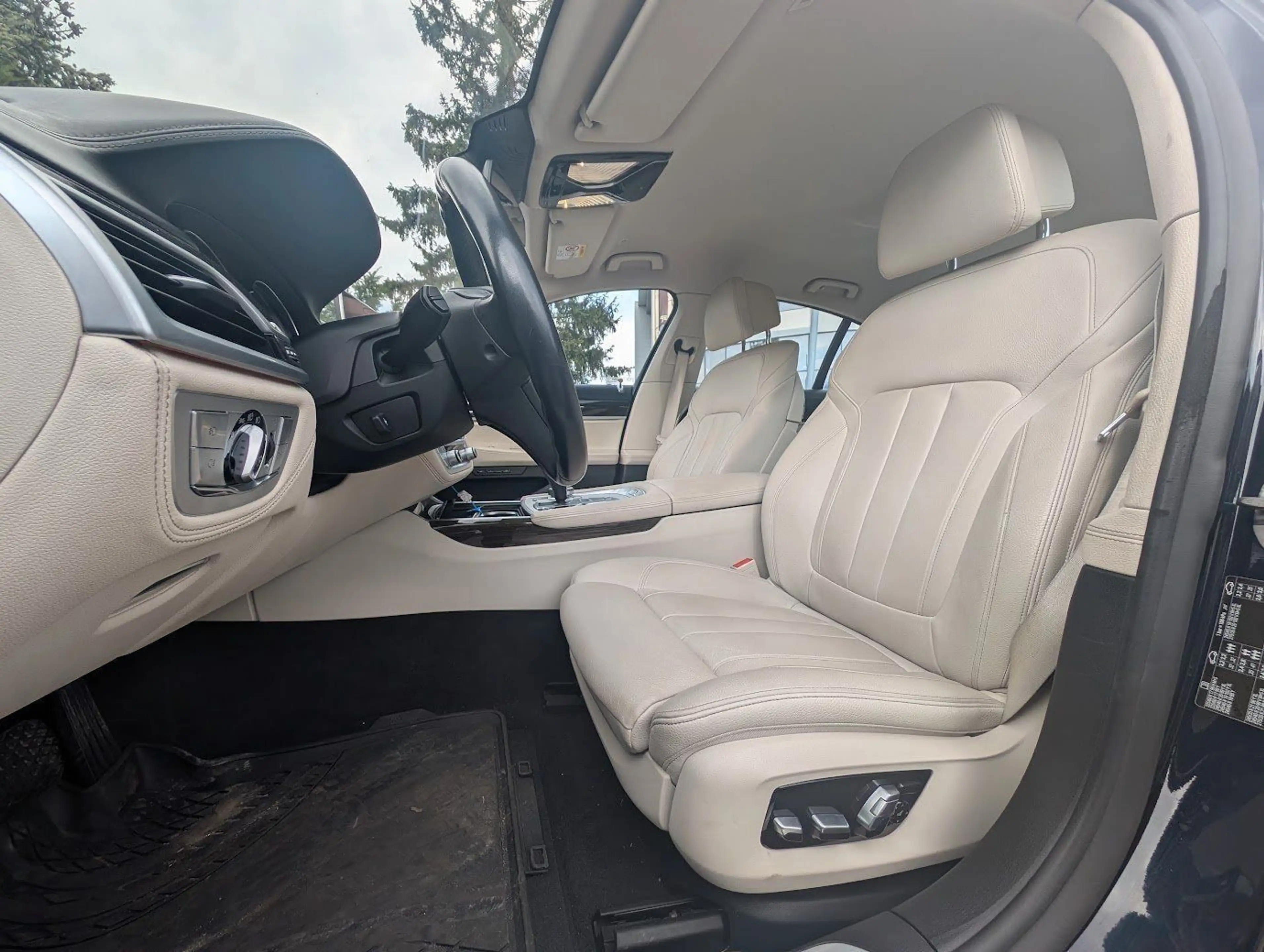 BMW 725 d G11 Massage. Kamera. NAVI. 4-Zonen-Klima — photo 13