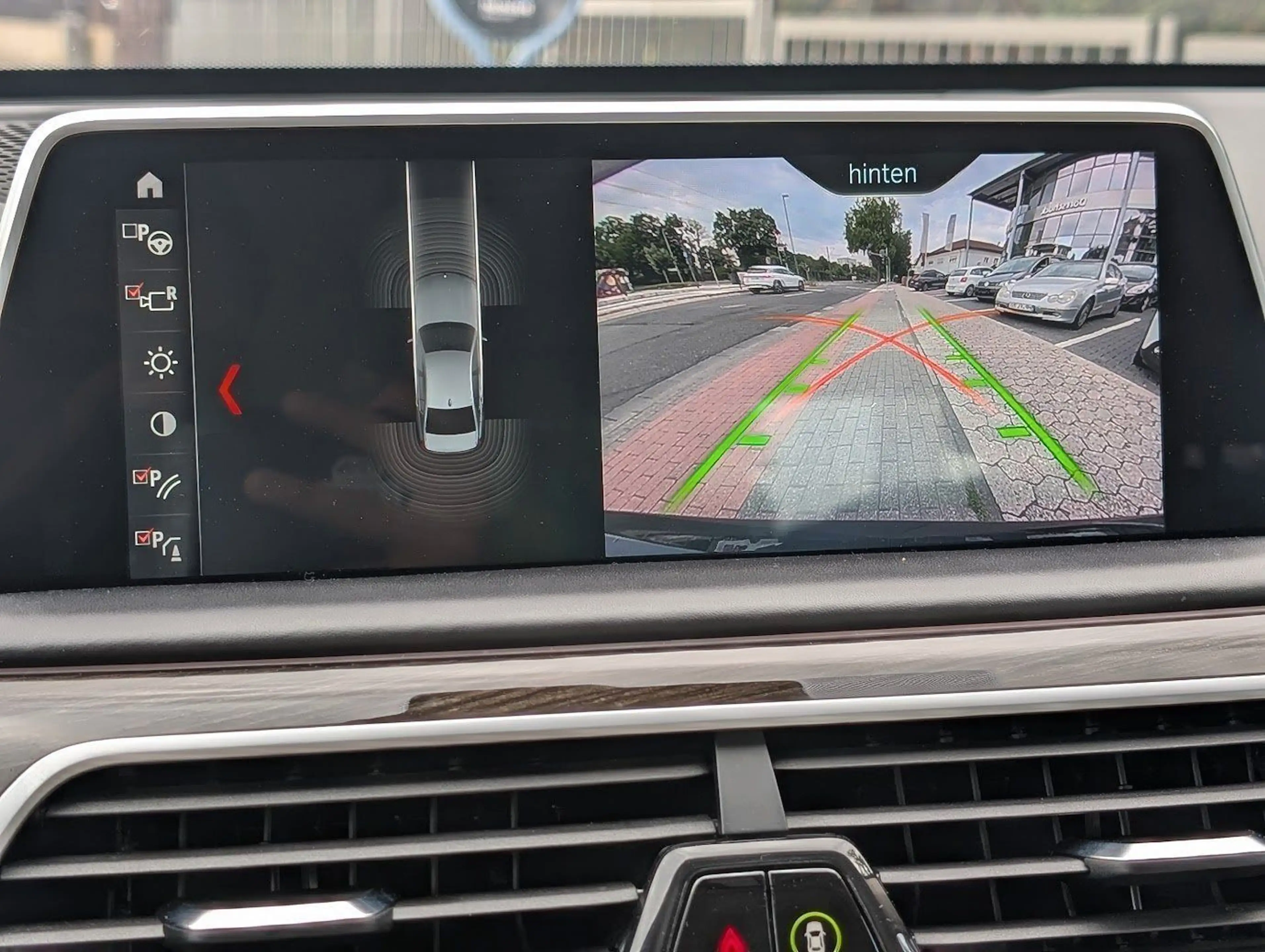 BMW 725 d G11 Massage. Kamera. NAVI. 4-Zonen-Klima — photo 32