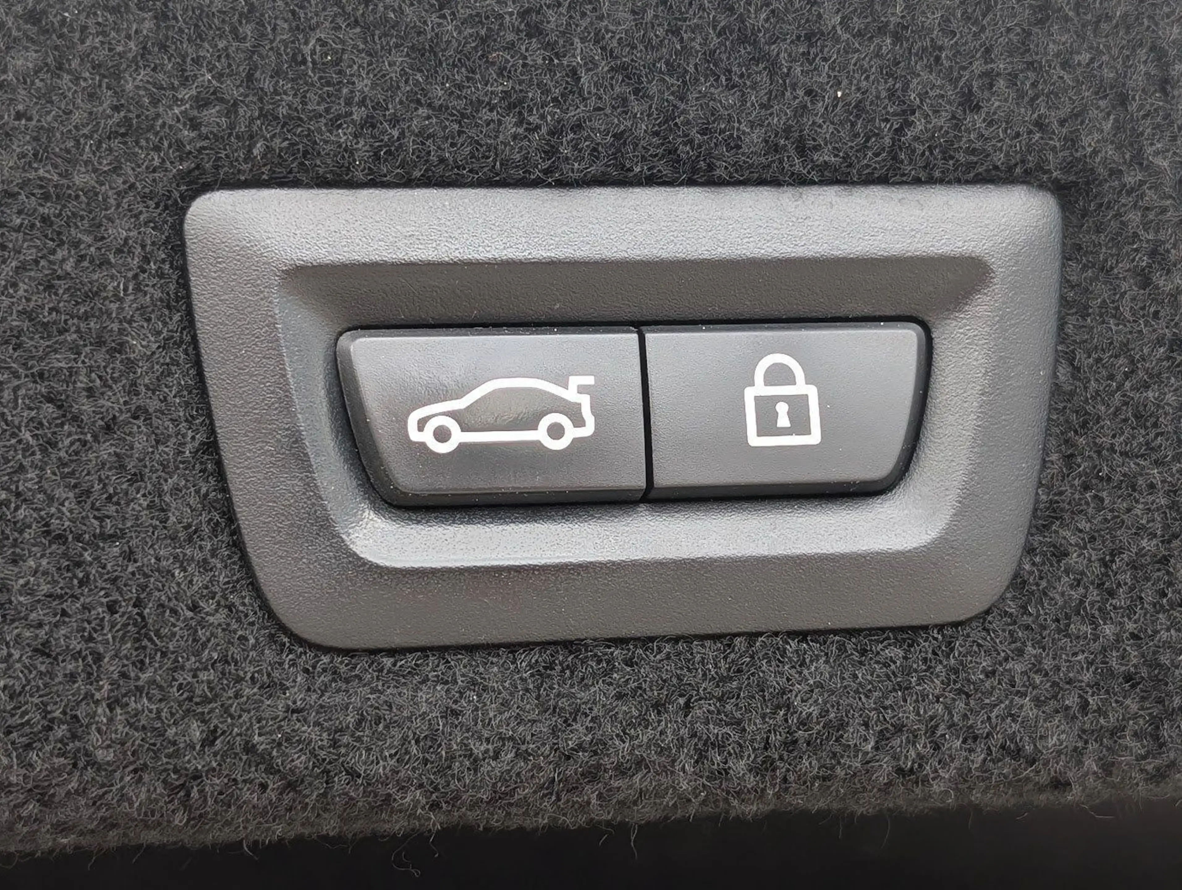 BMW 725 d G11 Massage. Kamera. NAVI. 4-Zonen-Klima — photo 16