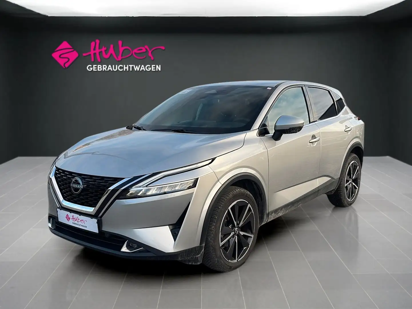 Nissan Qashqai TEKNA 158 PS ( * HEAD - UP - DISPLAY * ) Zilver - 1