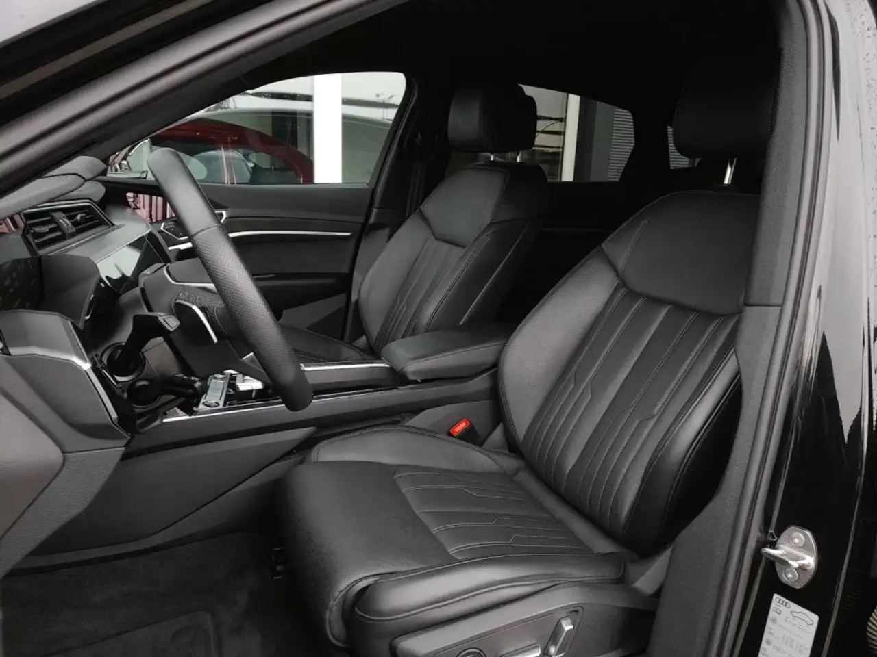Audi e-tron "S" SB QUATTRO 95 S-LINE BLACK *NP: - / LEDER MIT SITZBELÜFTUNG / MATRIX-LED, миниатюра 13