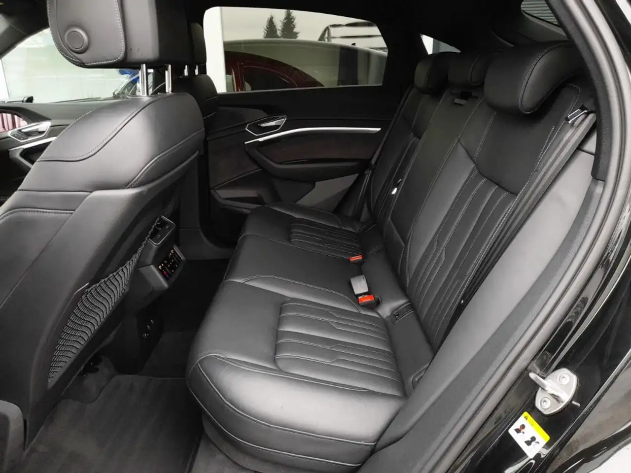 Audi e-tron "S" SB QUATTRO 95 S-LINE BLACK *NP: - / LEDER MIT SITZBELÜFTUNG / MATRIX-LED, миниатюра 15