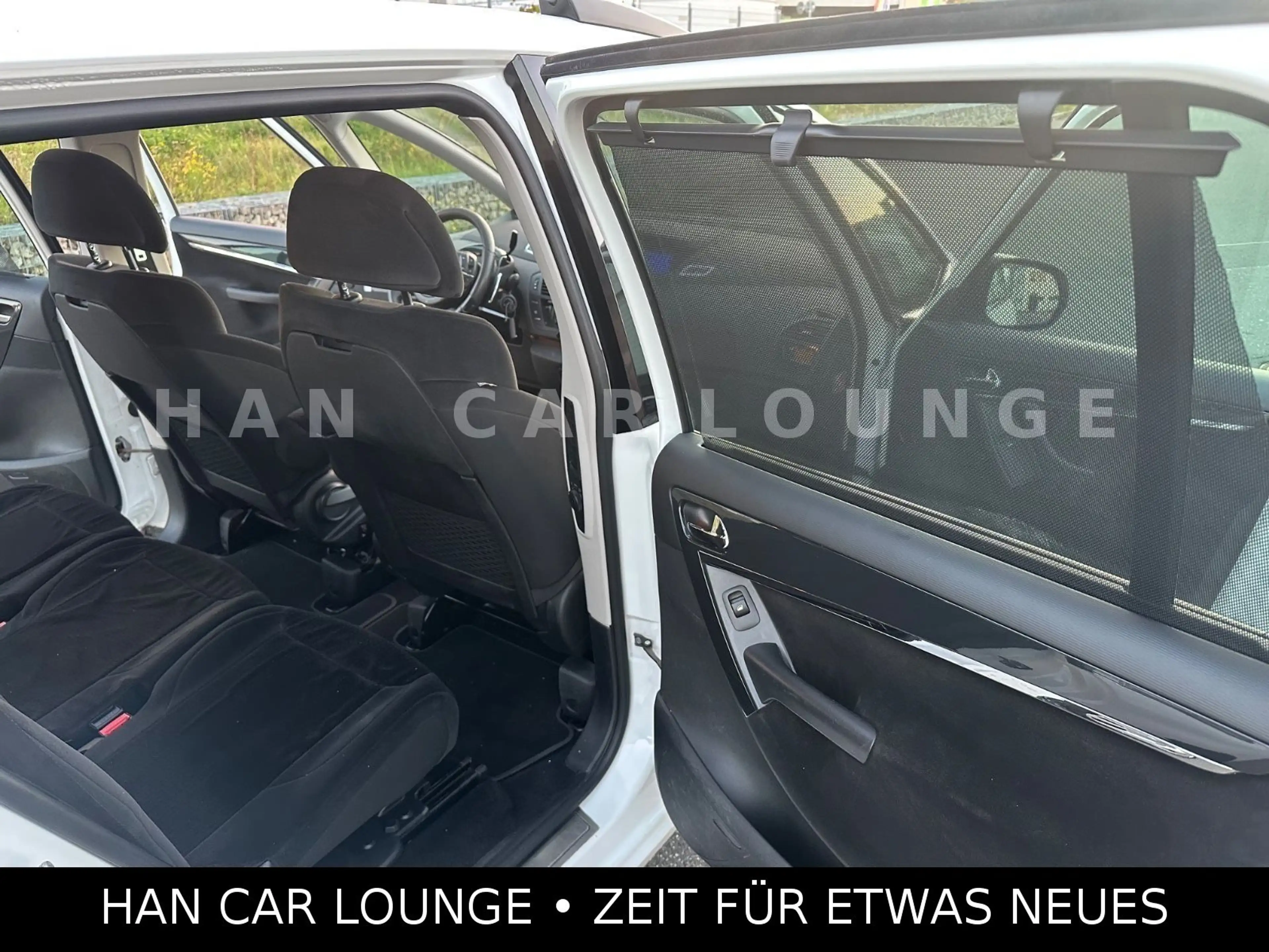 Citroen Grand C4 Picasso Exclusive*7-SITZER*PDC*KLIMA — photo 14