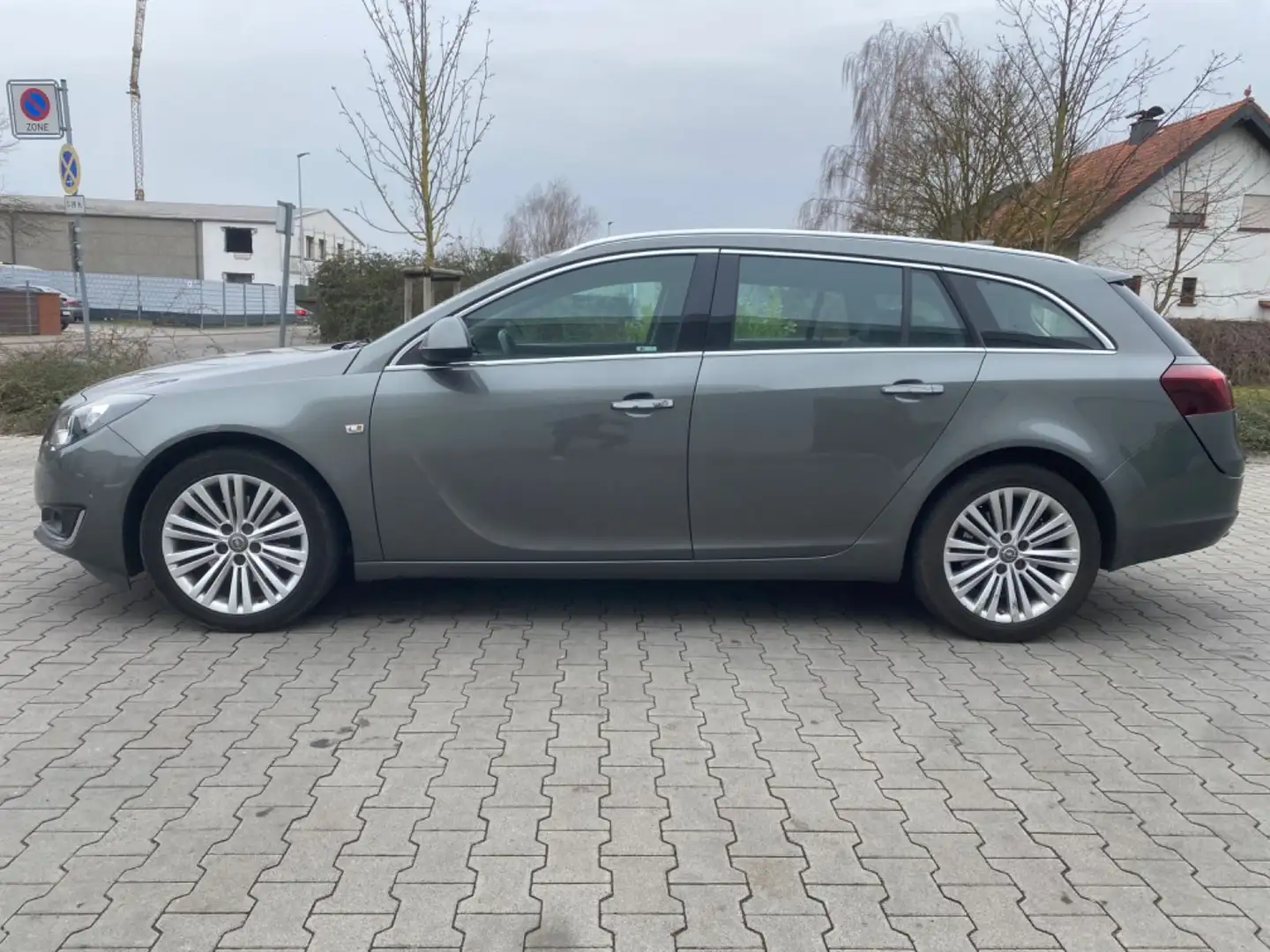 Opel Insignia A Sports Tourer Business Innovation. Grigio - 1