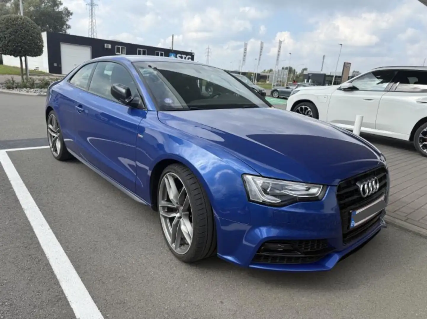 Audi A5 Coupé S-Line 1.8 TFSI 1er Prop Garantie 12 mois Blau - 1