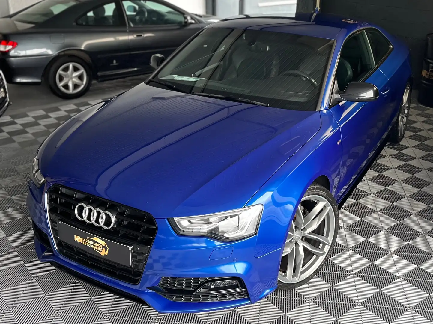 Audi A5 Coupé S-Line 1.8 TFSI 1er Prop Garantie 12 mois Blauw - 2