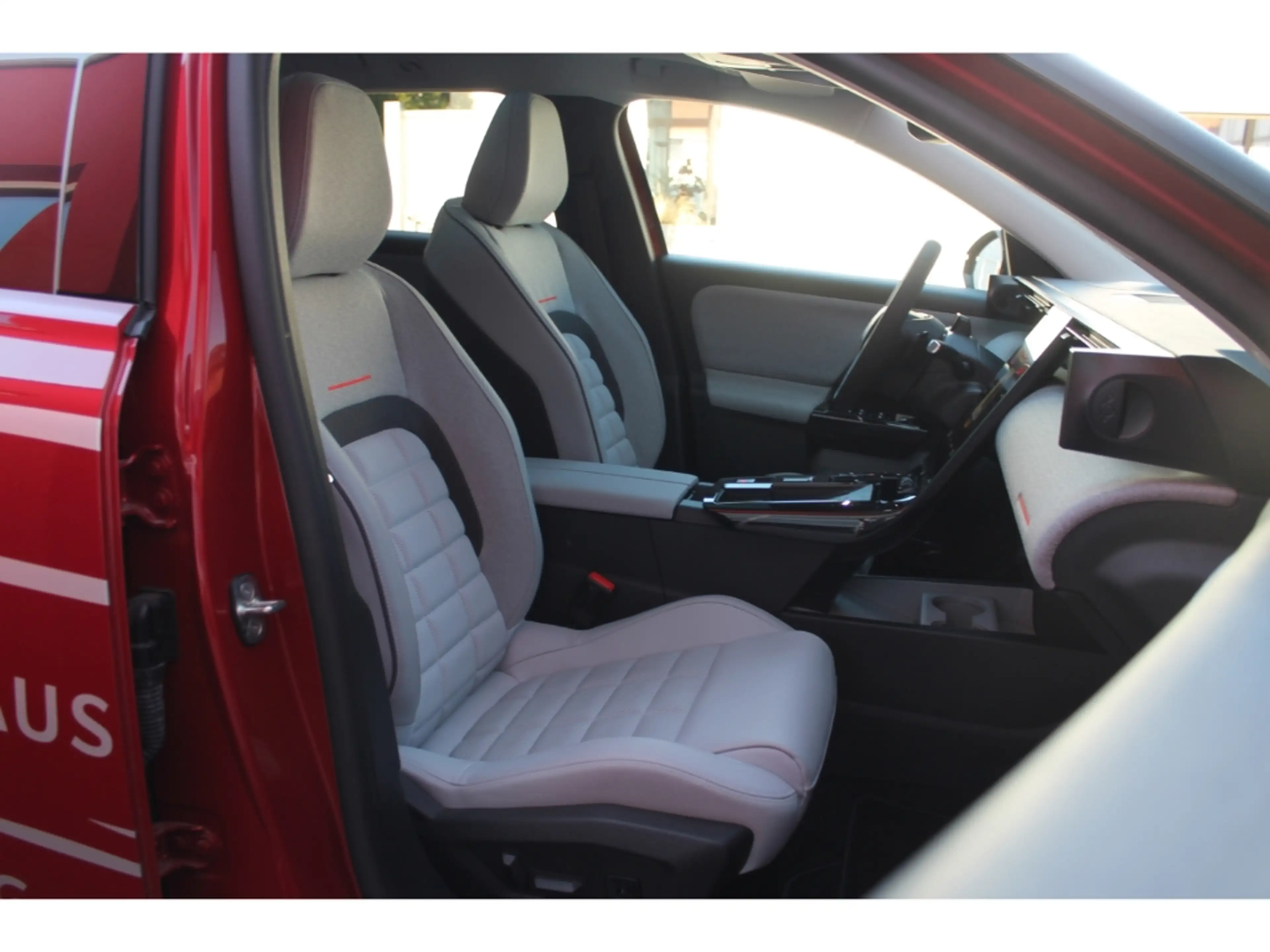 Citroen C5 Aircross 145 Hybrid MAX Voll! Pano 360 Slftg — photo 10