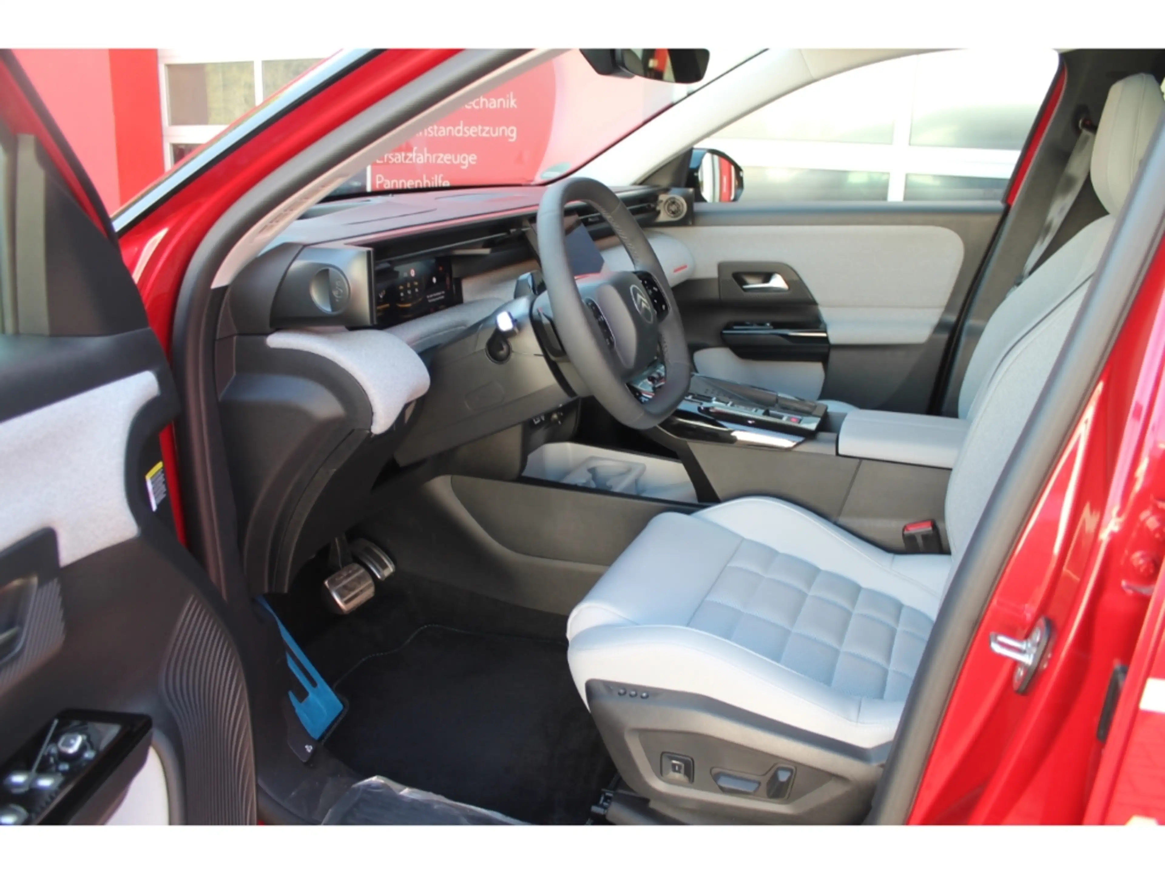 Citroen C5 Aircross 145 Hybrid MAX Voll! Pano 360 Slftg — photo 7