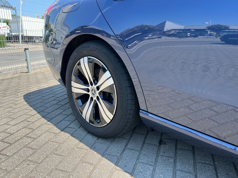 Mercedes-Benz C 200 T d 2x Avantgarde OLED-AMB-ARTICO Creme — photo 11