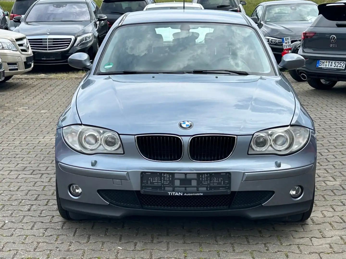 BMW 116 i Advantage 5-türig Klima PDC Xenon SHZ TÜV Blau - 2