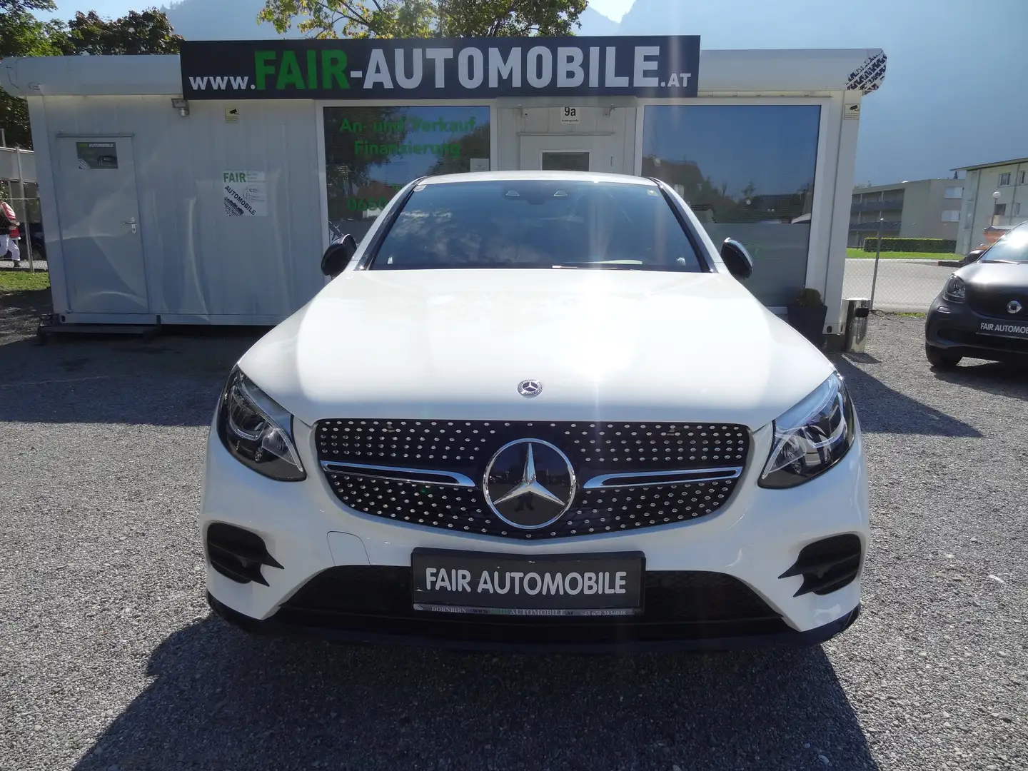 Mercedes-Benz GLC 220 DiESEL AUTOMATiK  4Matic  COUPE !! AMG-LiNE !! Blanc - 2