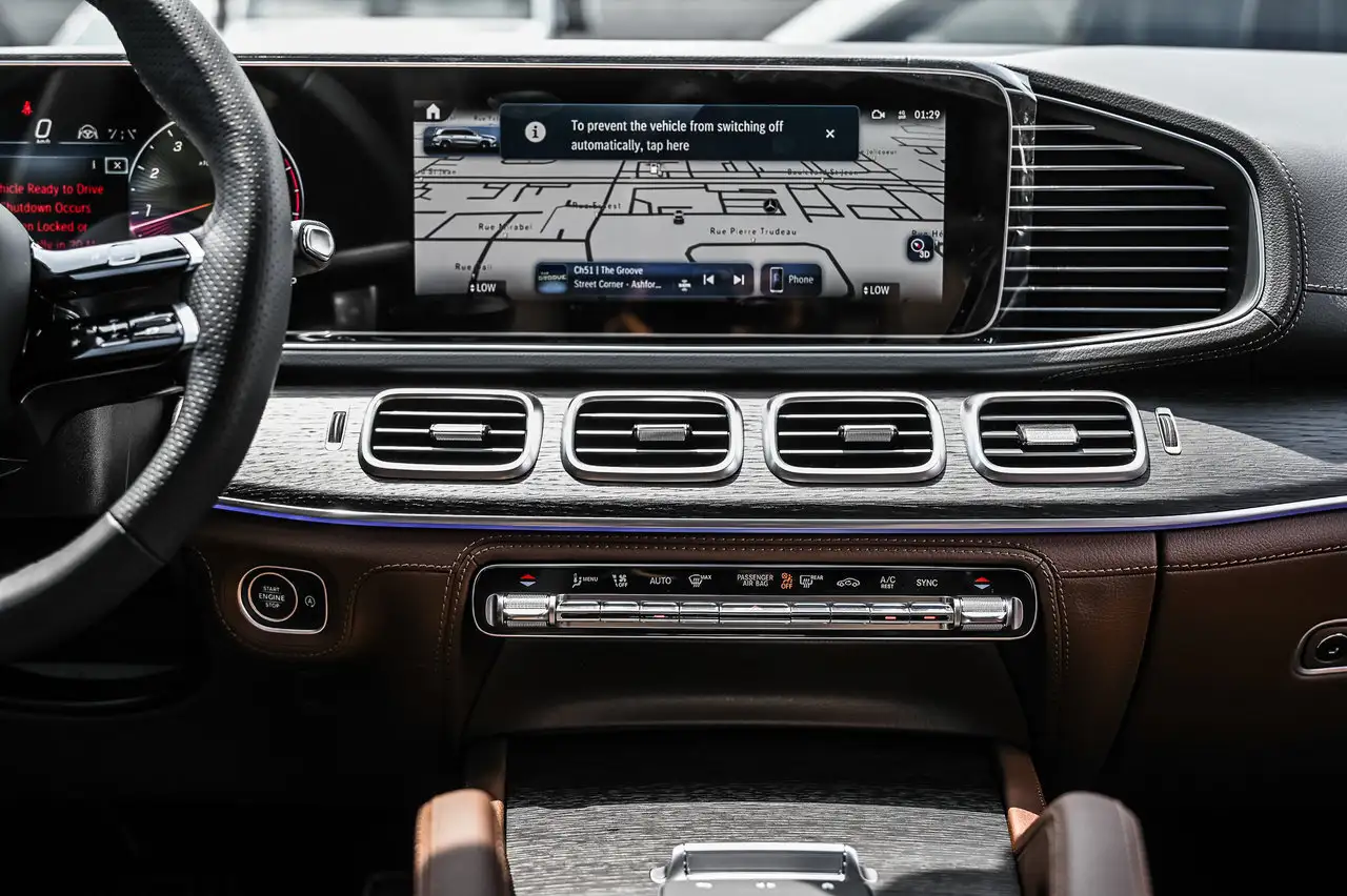 Mercedes-Benz GLS снимка Mercedes-Benz GLS