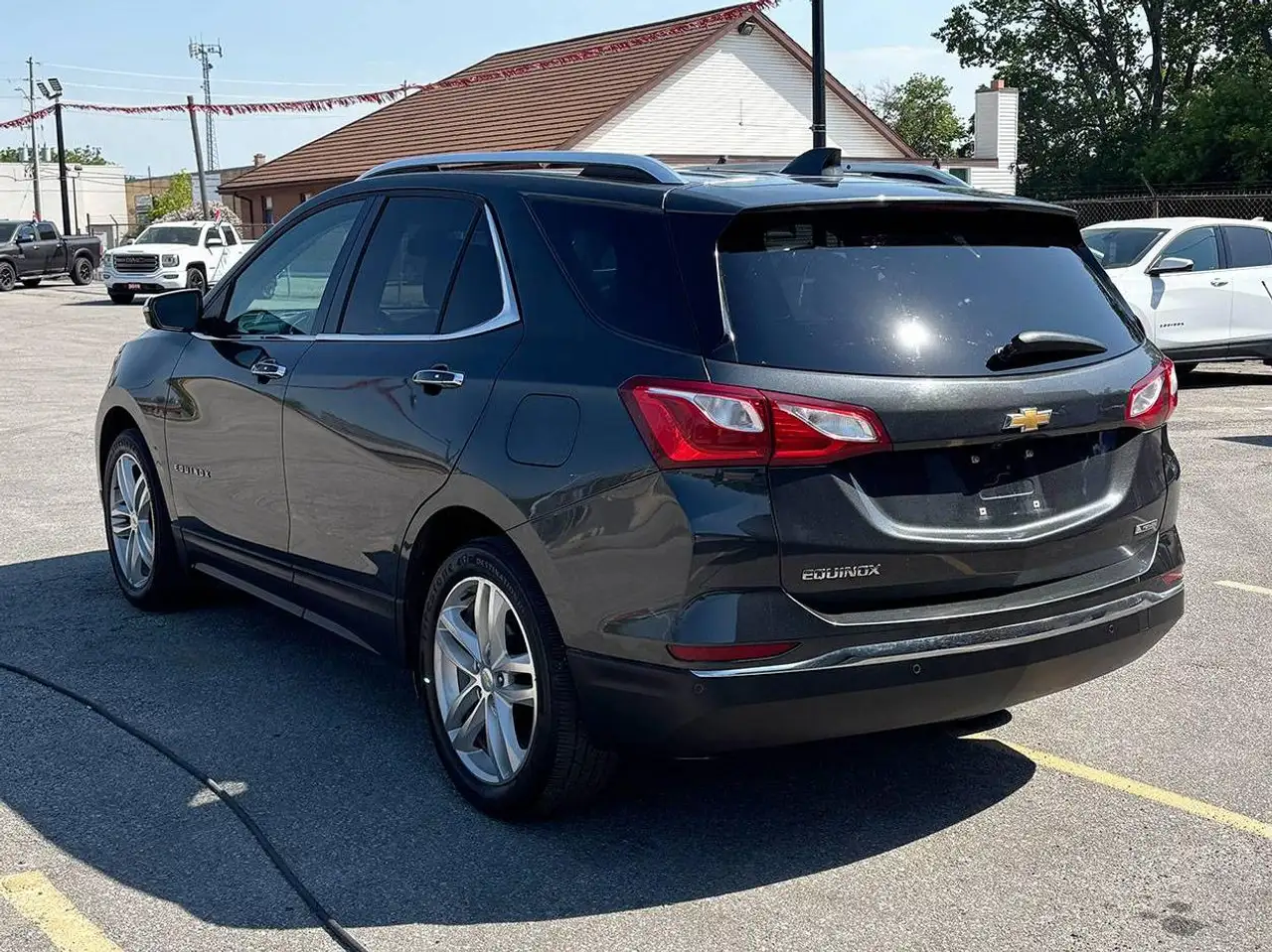Chevrolet Equinox photo Chevrolet Equinox