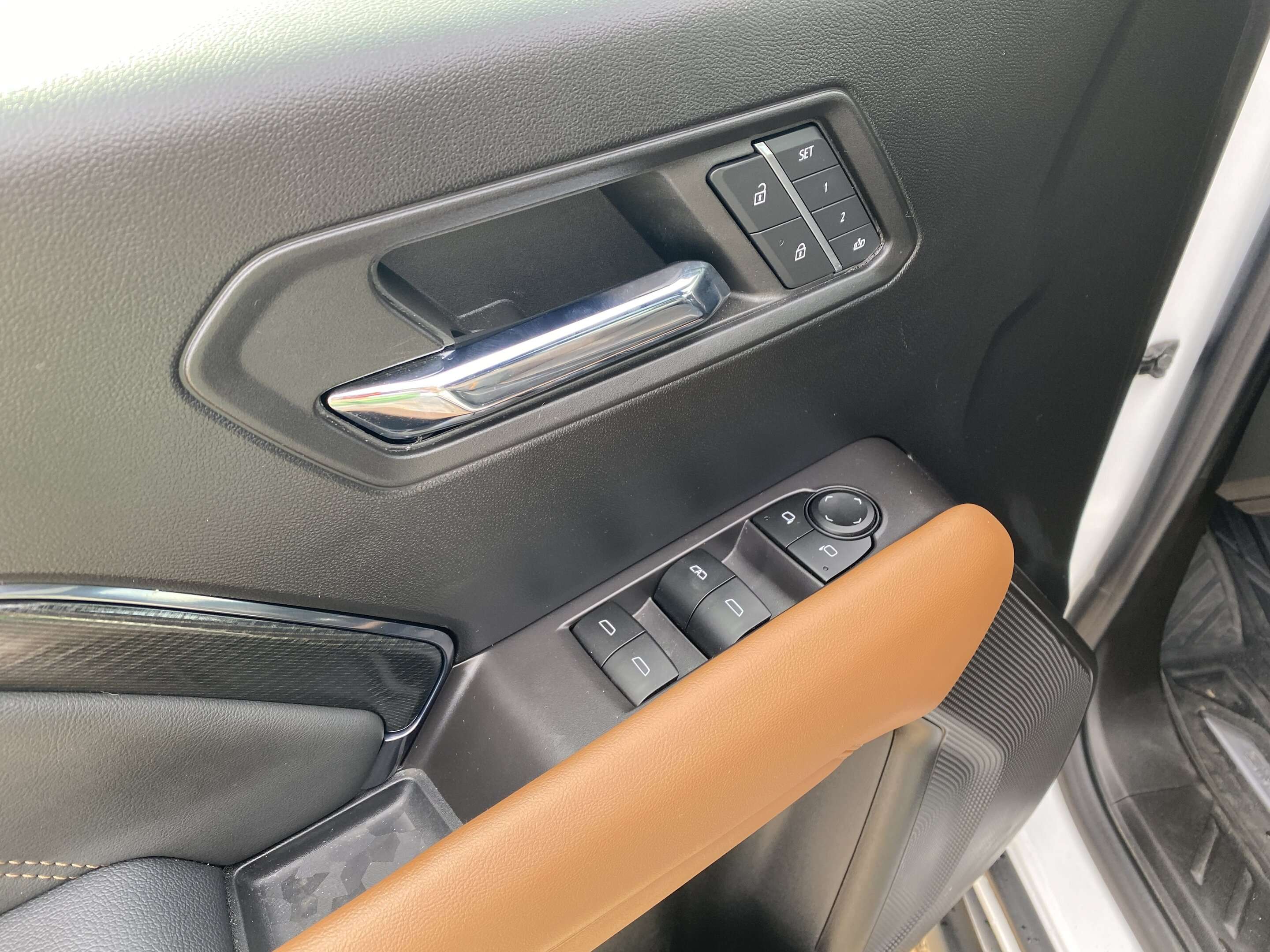 2024 GMC Canyon AT4 Crew Cab | SunRoof | Rear Cam | Climatized Sea — снимка 1