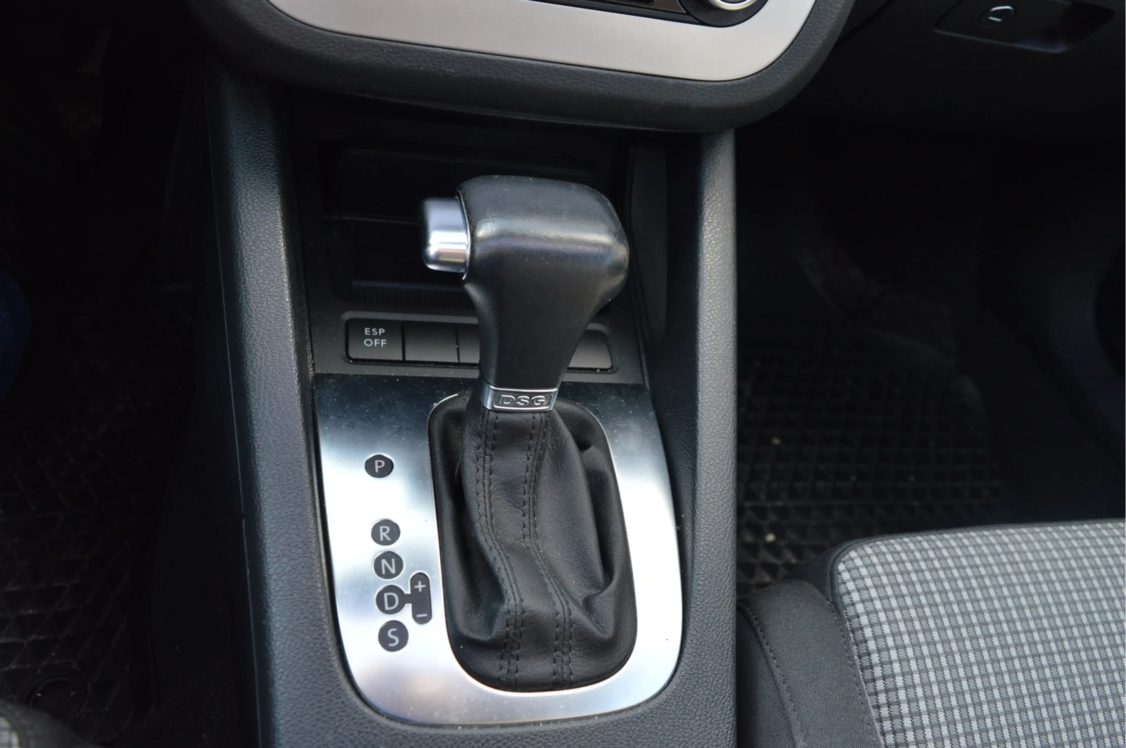 Volkswagen Eos 2.0 TSI Highline / NL-Auto / Clima / Automaat / Sp — photo 9