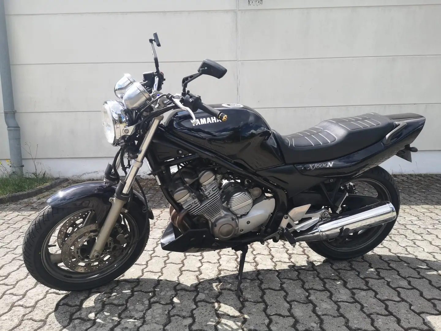 Yamaha XJ 600 neue Reifen*neuer TÜV*A2-48 PS* Noir - 1