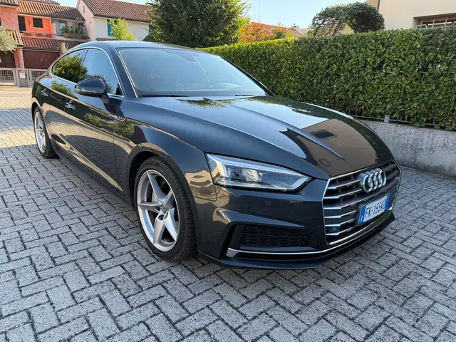 Audi A5 A5 Sportback 40 2.0 tdi S-Line Luci ambiente