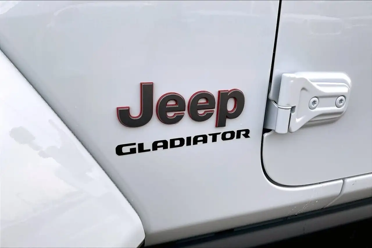 Jeep Gladiator снимка Jeep Gladiator