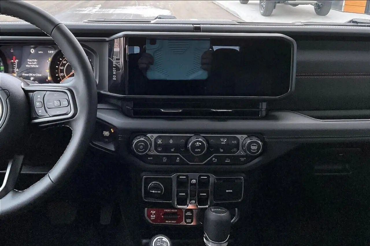 Jeep Gladiator снимка Jeep Gladiator