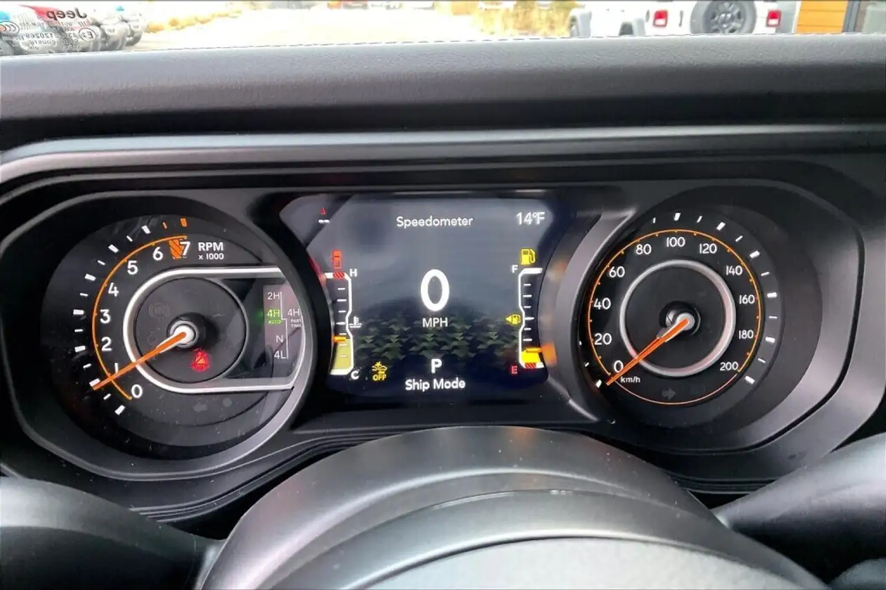 Jeep Gladiator снимка Jeep Gladiator