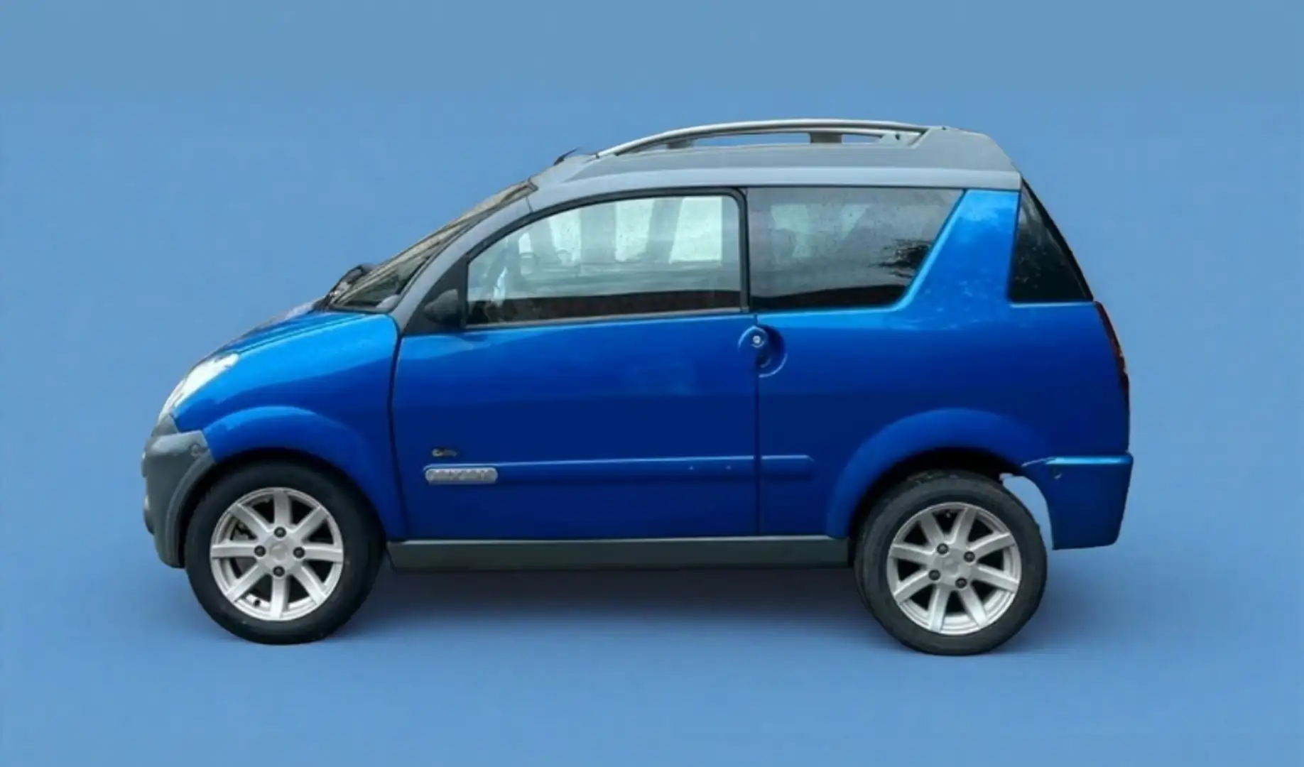 Aixam Crossline Blau - 2