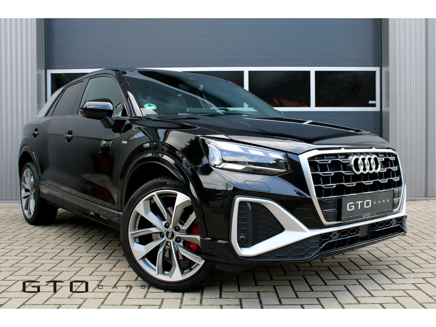 Audi Q2 35 TFSI S Edition Panoramadak/S-Line/B&O/Matrix/ V Zwart - 1