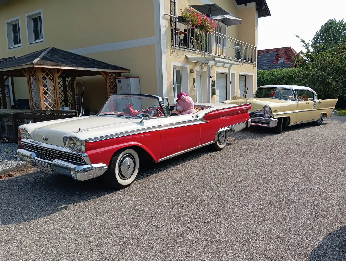 Ford Fairlane Skyliner Weiß - 1