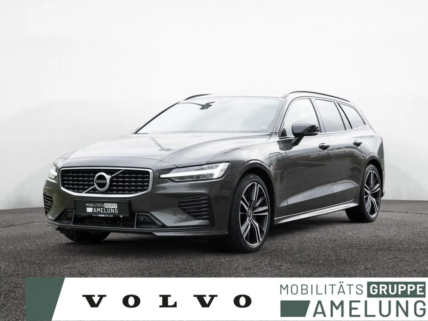 Volvo V60 T8 AWD Recharge Geartronic RDesign AHK Grey - 1
