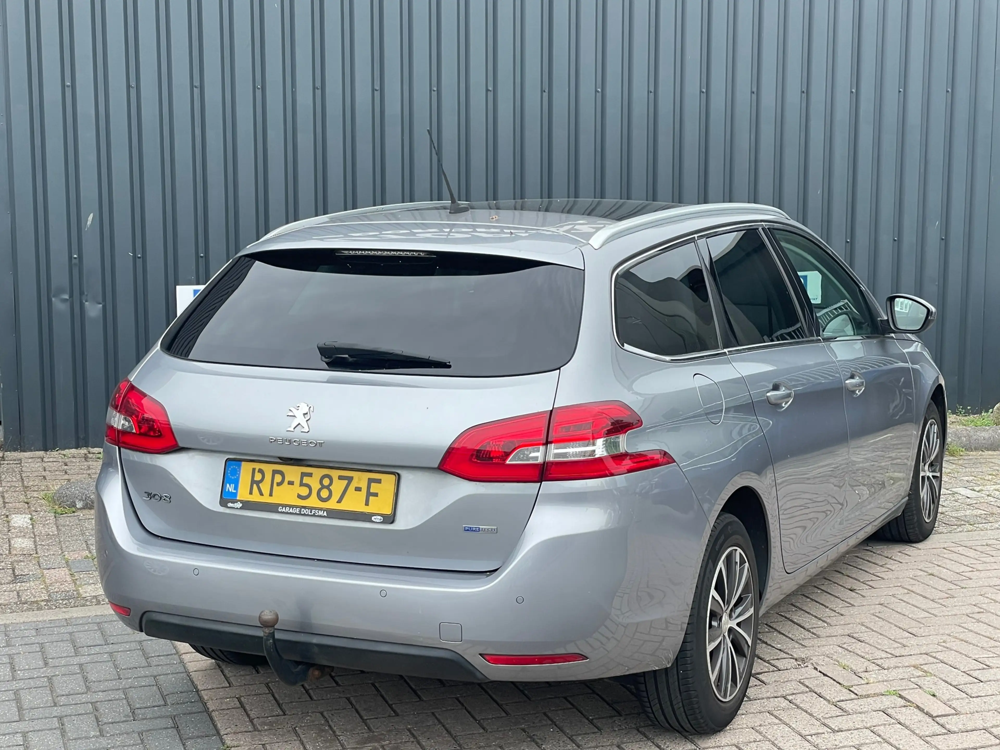 Peugeot 308 SW 1.2 PureTech Allure|Pano|Trekhaak|Navi|Cam|PDC| — photo 6