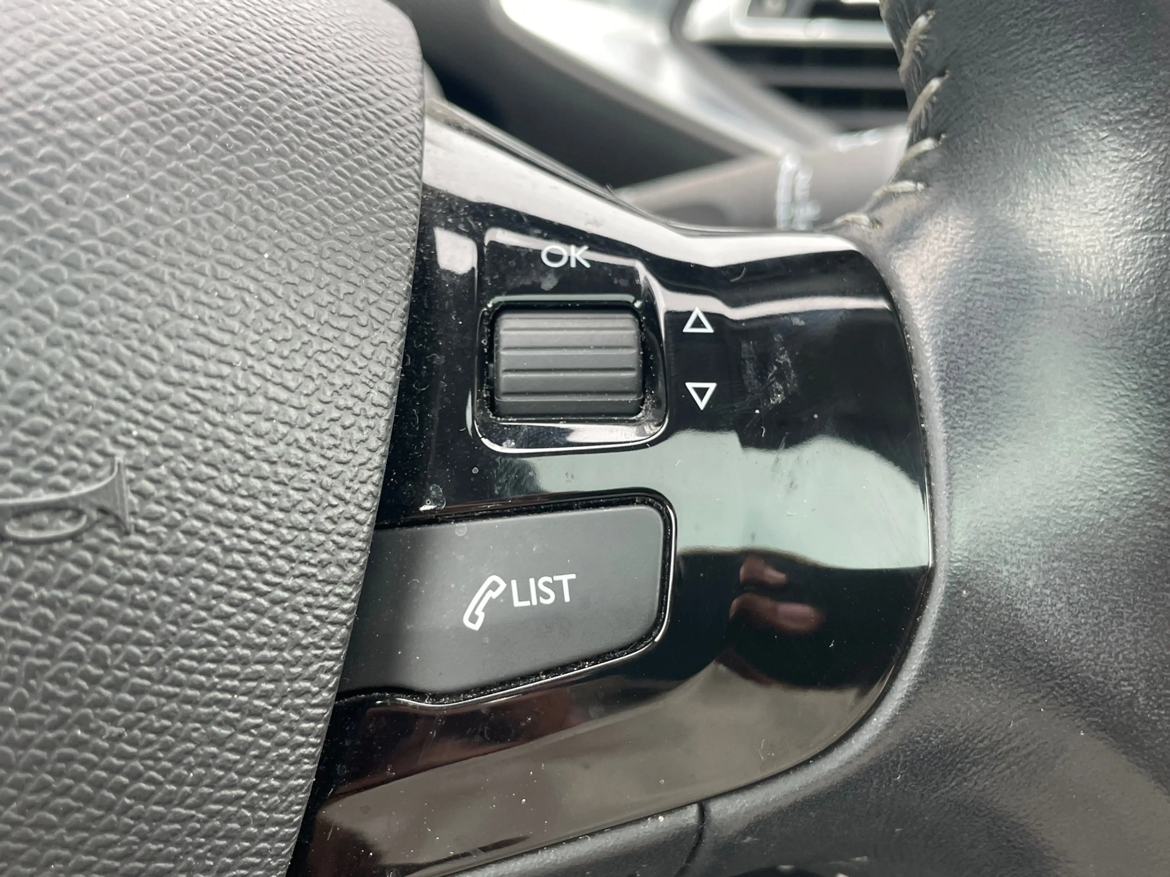 Peugeot 308 SW 1.2 PureTech Allure|Pano|Trekhaak|Navi|Cam|PDC| — photo 13