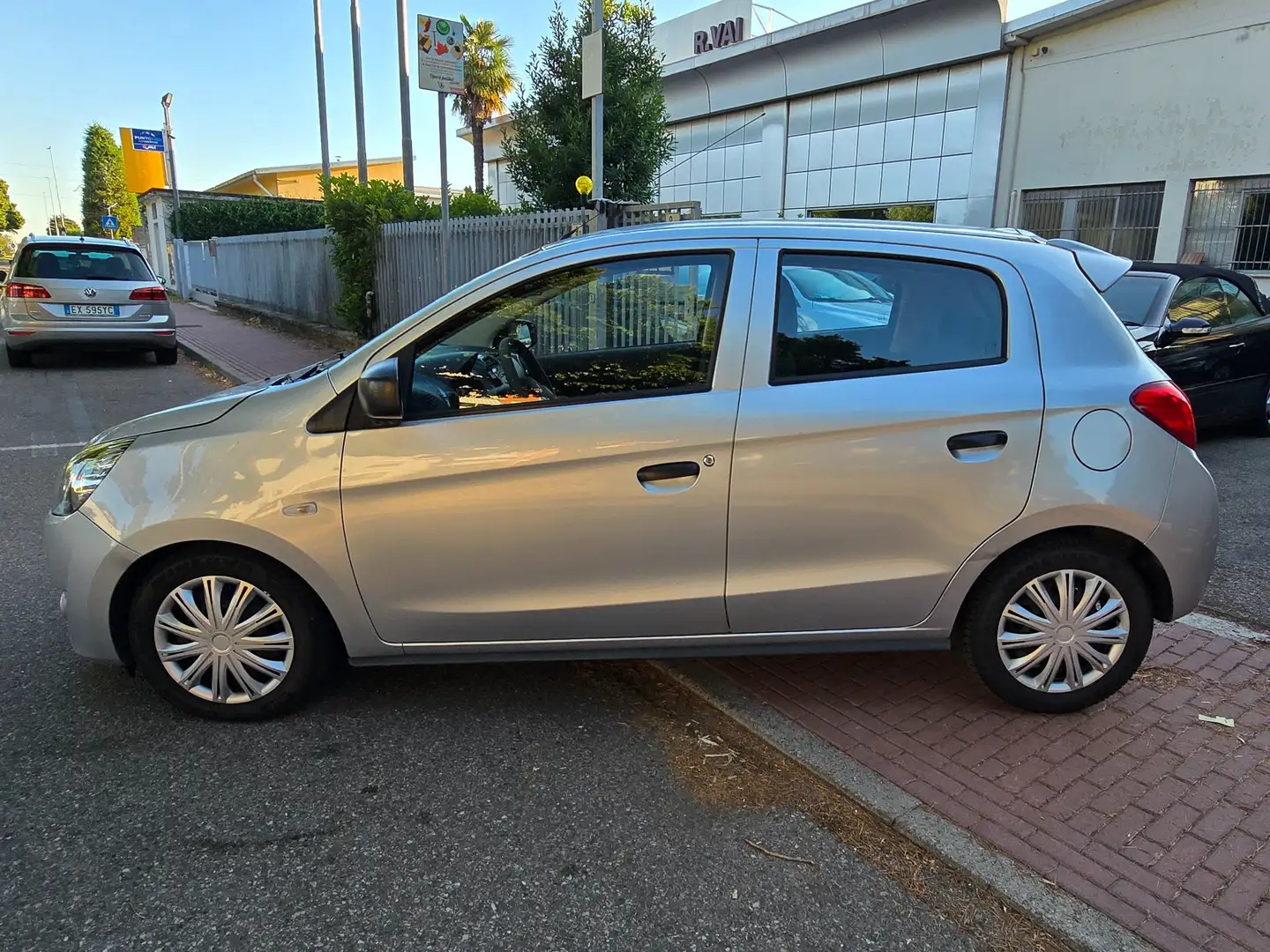 Mitsubishi Space Star Space Star 1.0 Intense GPL OK NEOPATENTATI Plateado - 2