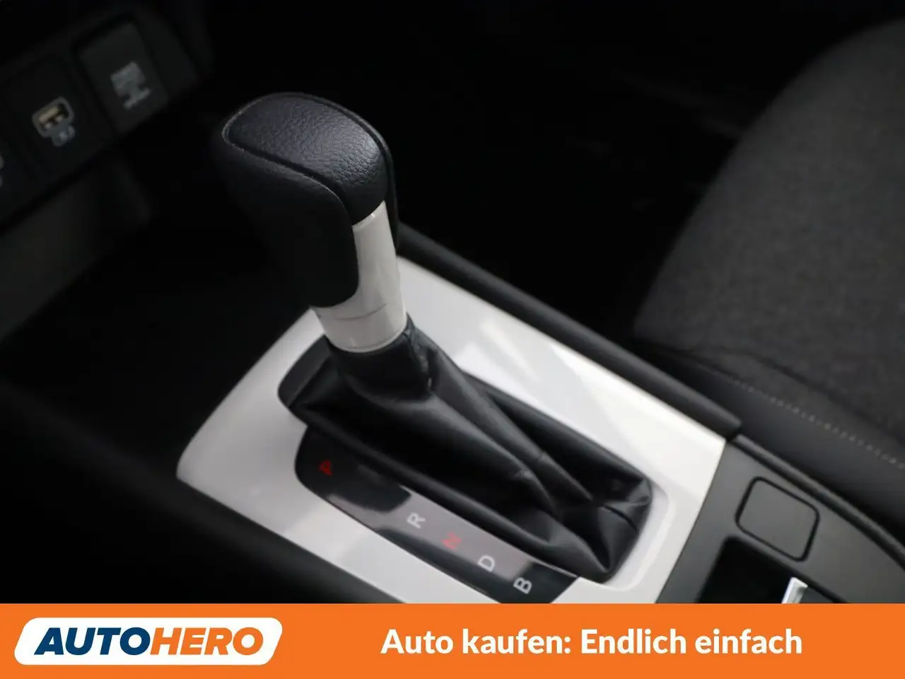 Honda Jazz 1.5 i-MMD Hybrid Elegance 25
