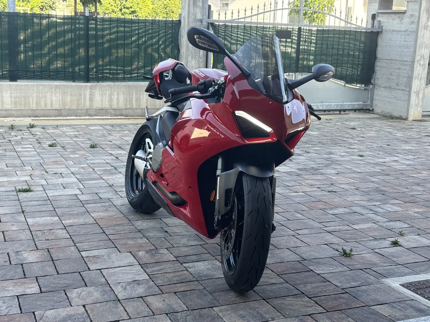 Ducati Panigale V2 - 1