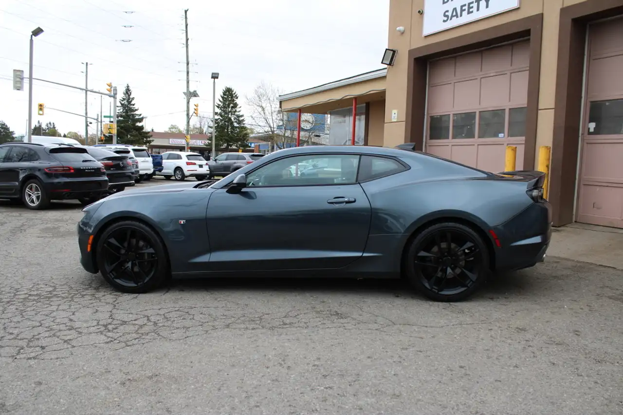 Chevrolet Camaro снимка Chevrolet Camaro
