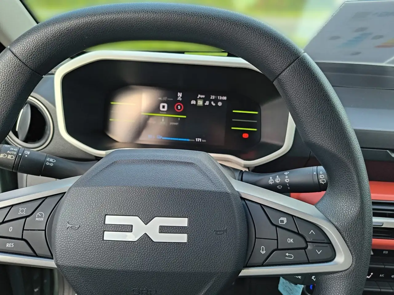 Dacia Spring Electric 45 — photo 8 sur 12