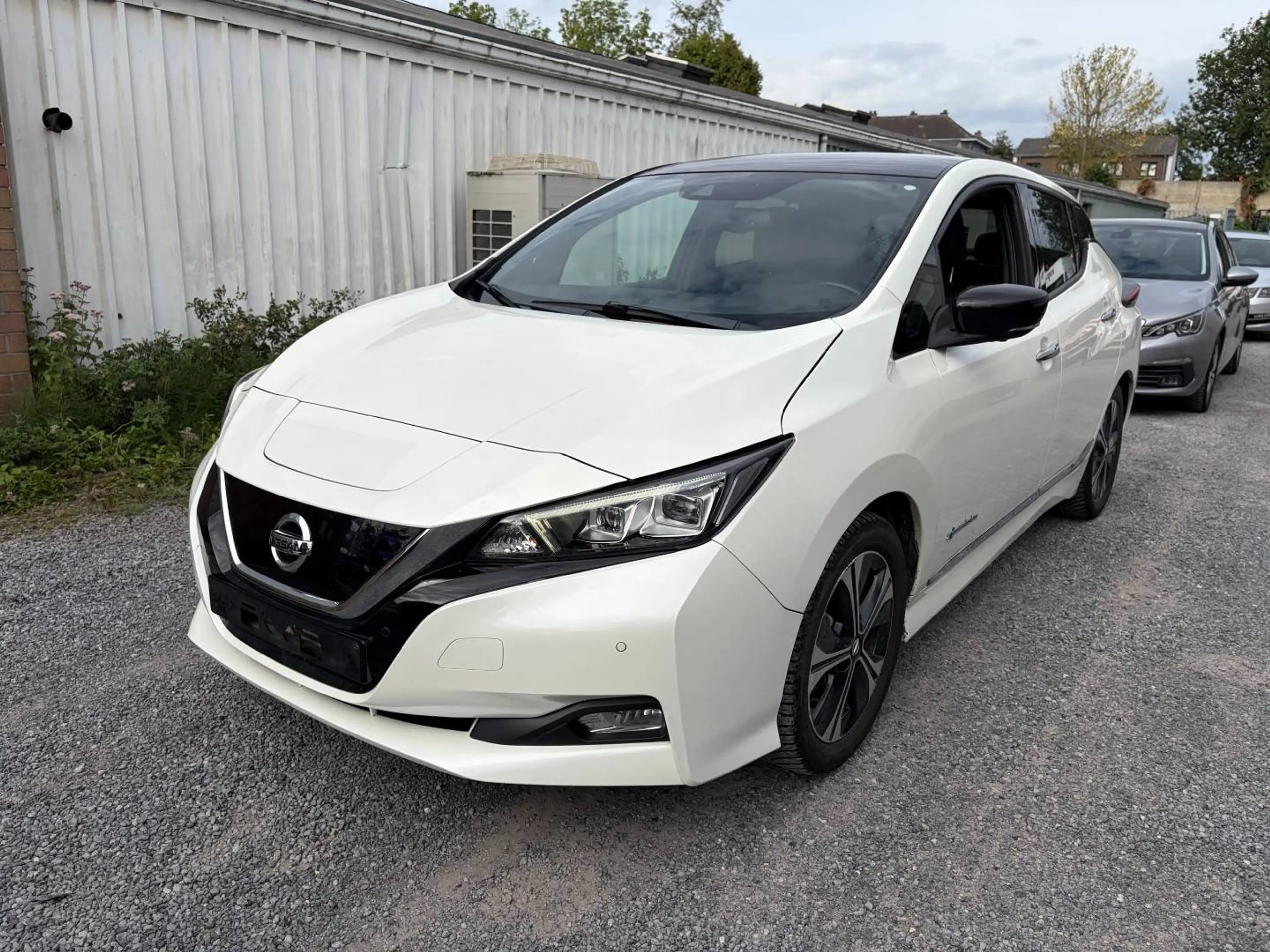 Nissan Leaf Leaf 40 kWh Tekna (EU6.2) — photo 3