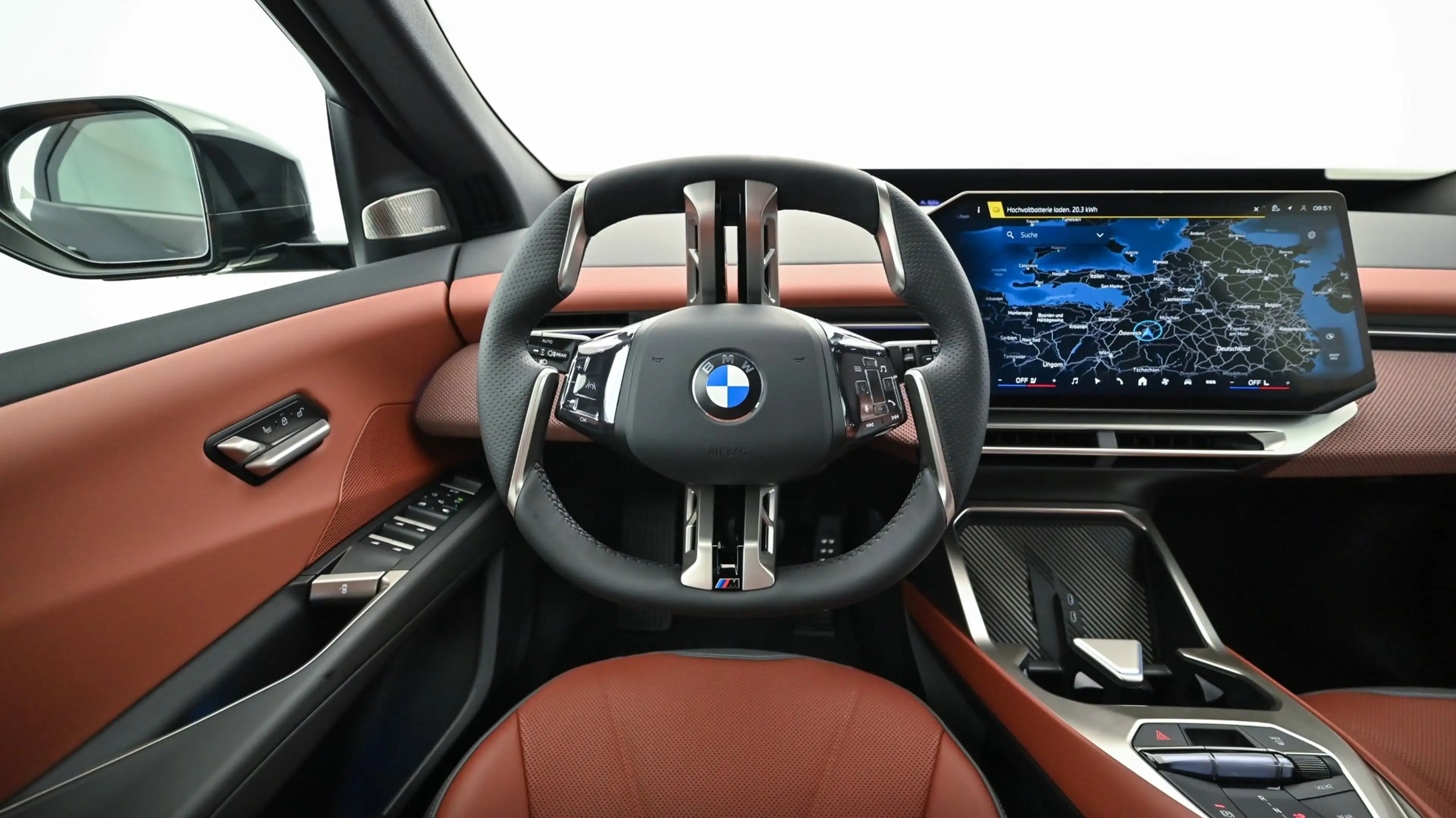 BMW iX3 50 xDrive — photo 14
