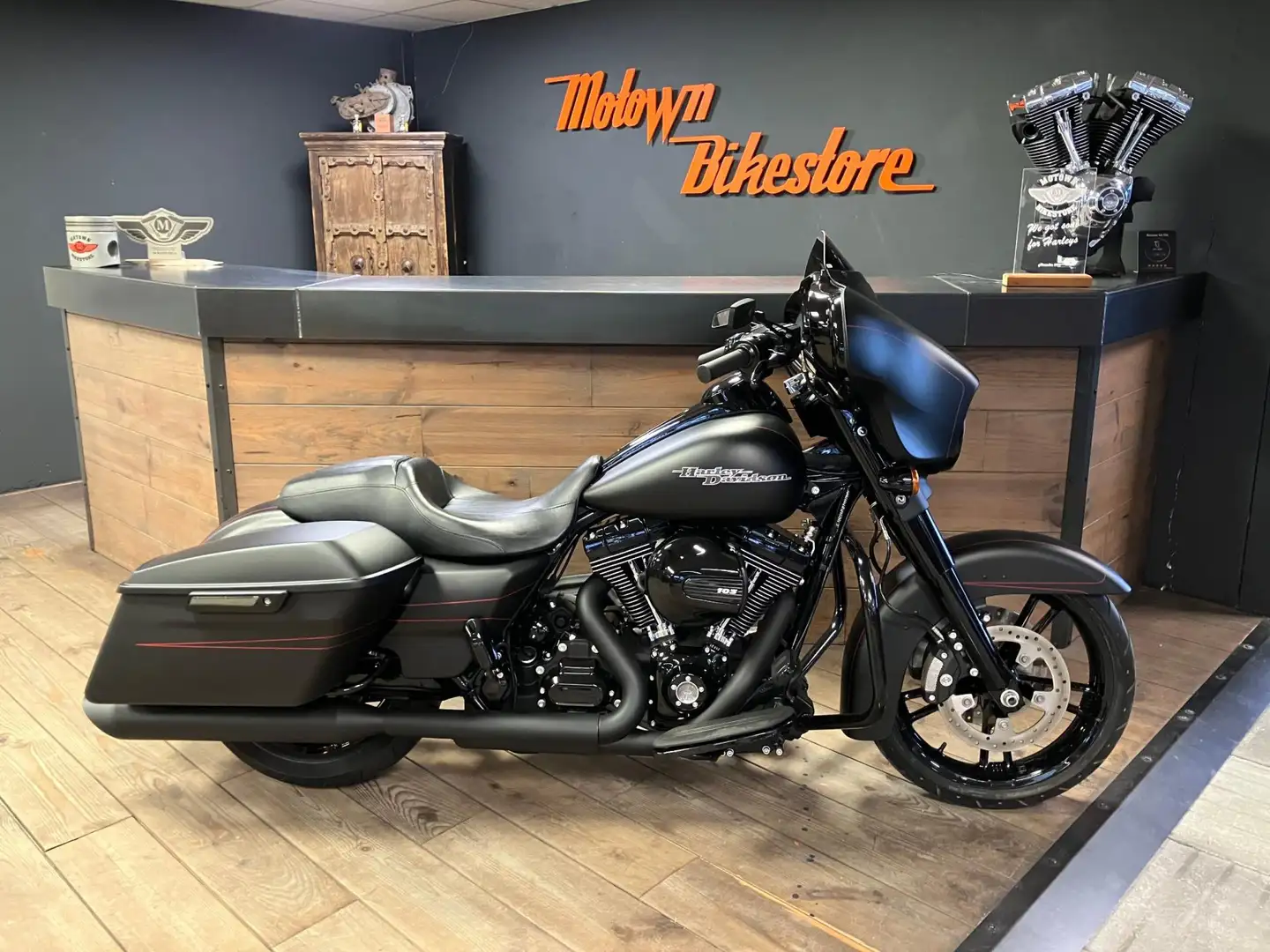 Harley-Davidson Street Glide FLHXS 103Ci Streetglide Special Denim Black Editio Negru - 1