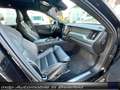 Volvo XC60 *ULTIMATE DARK*AWD*AHK*LUFT*PANO*HuD* STHZ* Schwarz - thumbnail 11