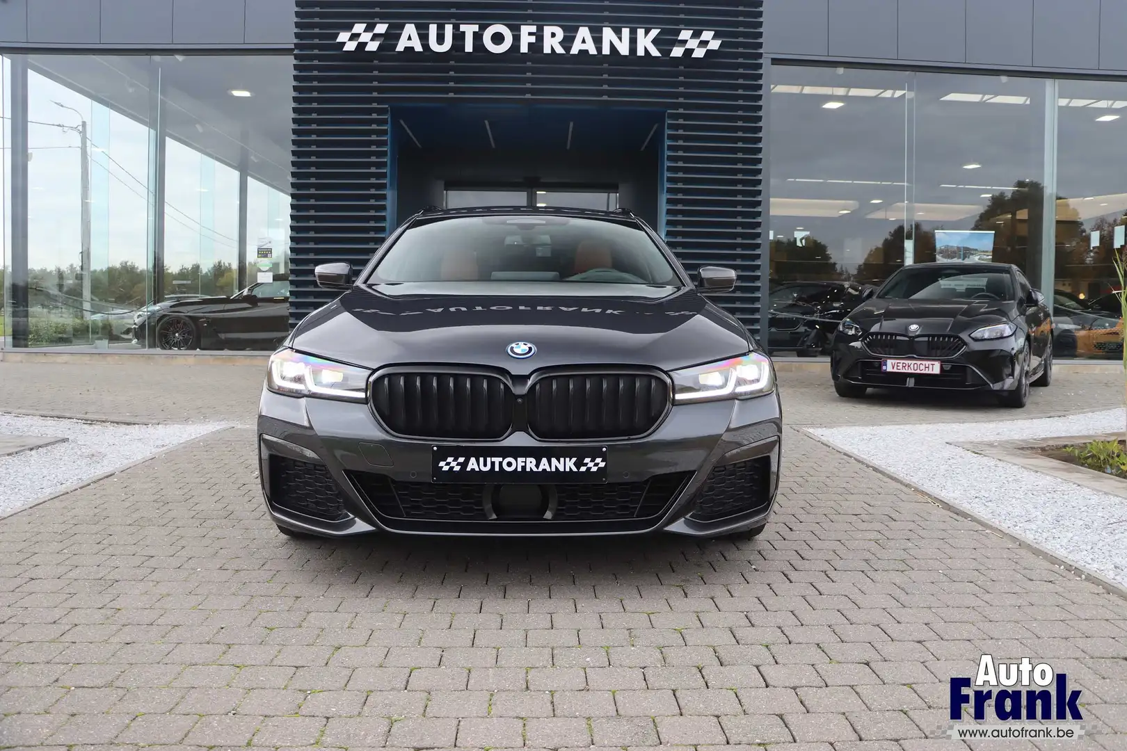BMW 530 E / BREAK / M-SPORT / DRIV PRO / 360CAM / TREHAAK Grijs - 2