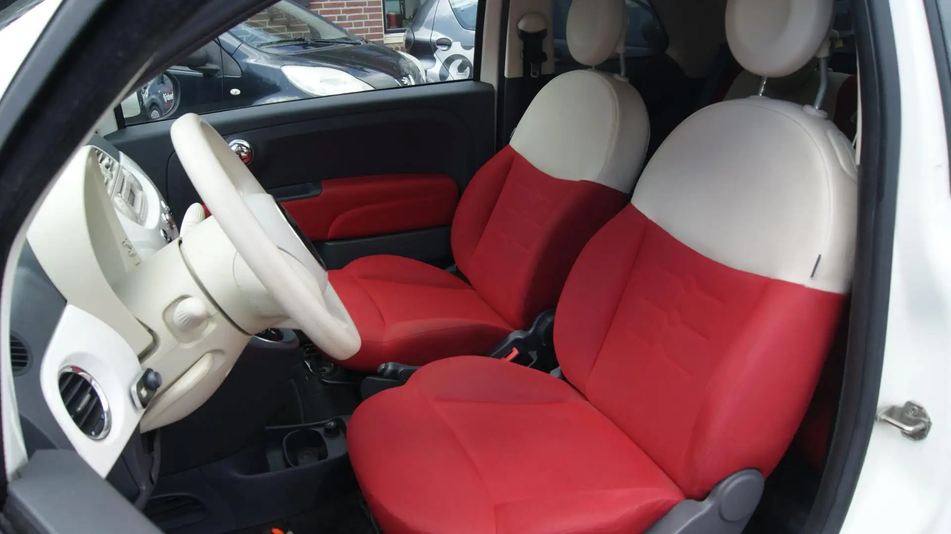 Fiat 500 1.2 Pop Automaat Airco/NAP Rijklaarprijs Wit - 2