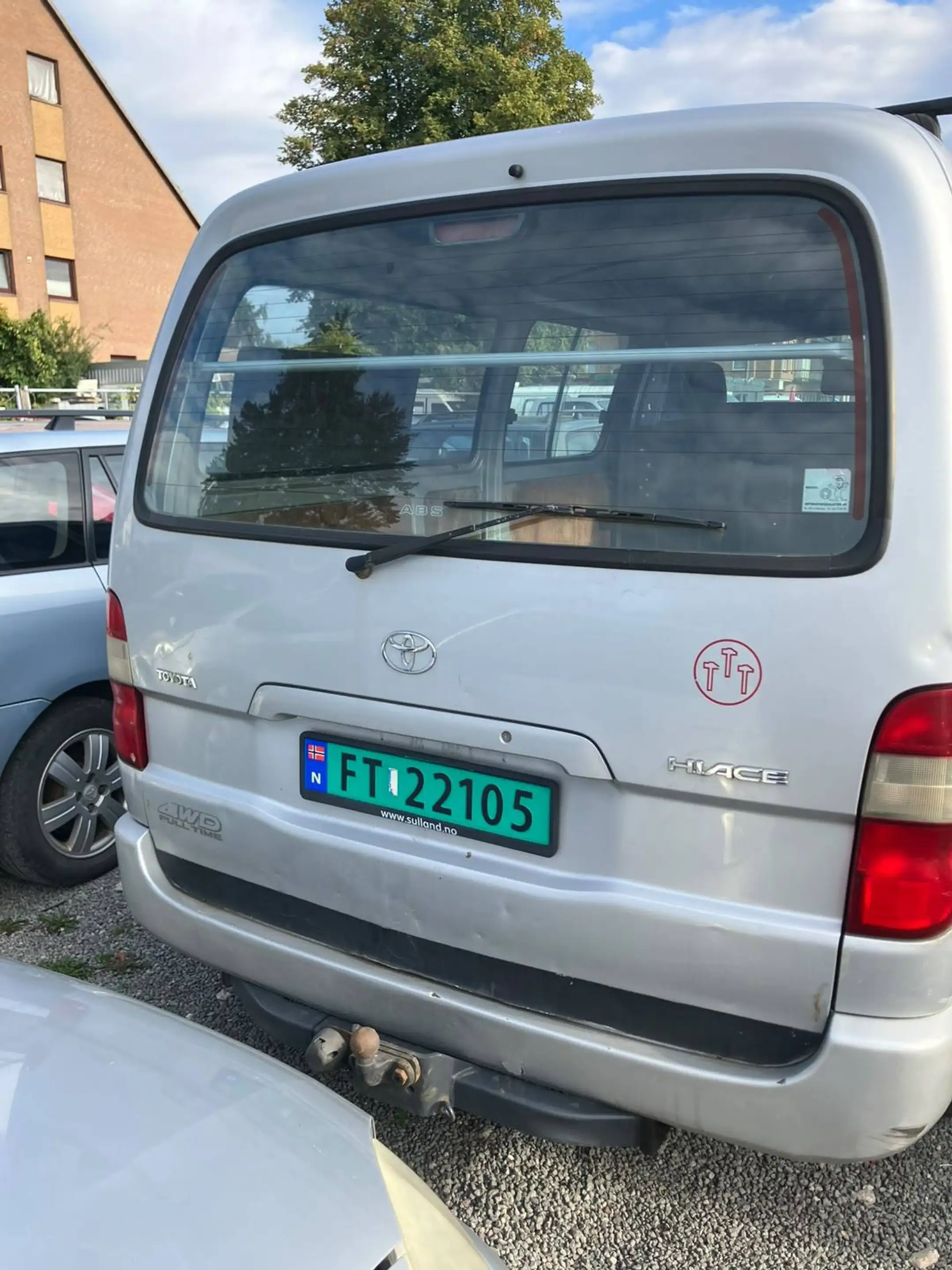 Toyota Hiace HiAce D-4D 4X4 — photo 5