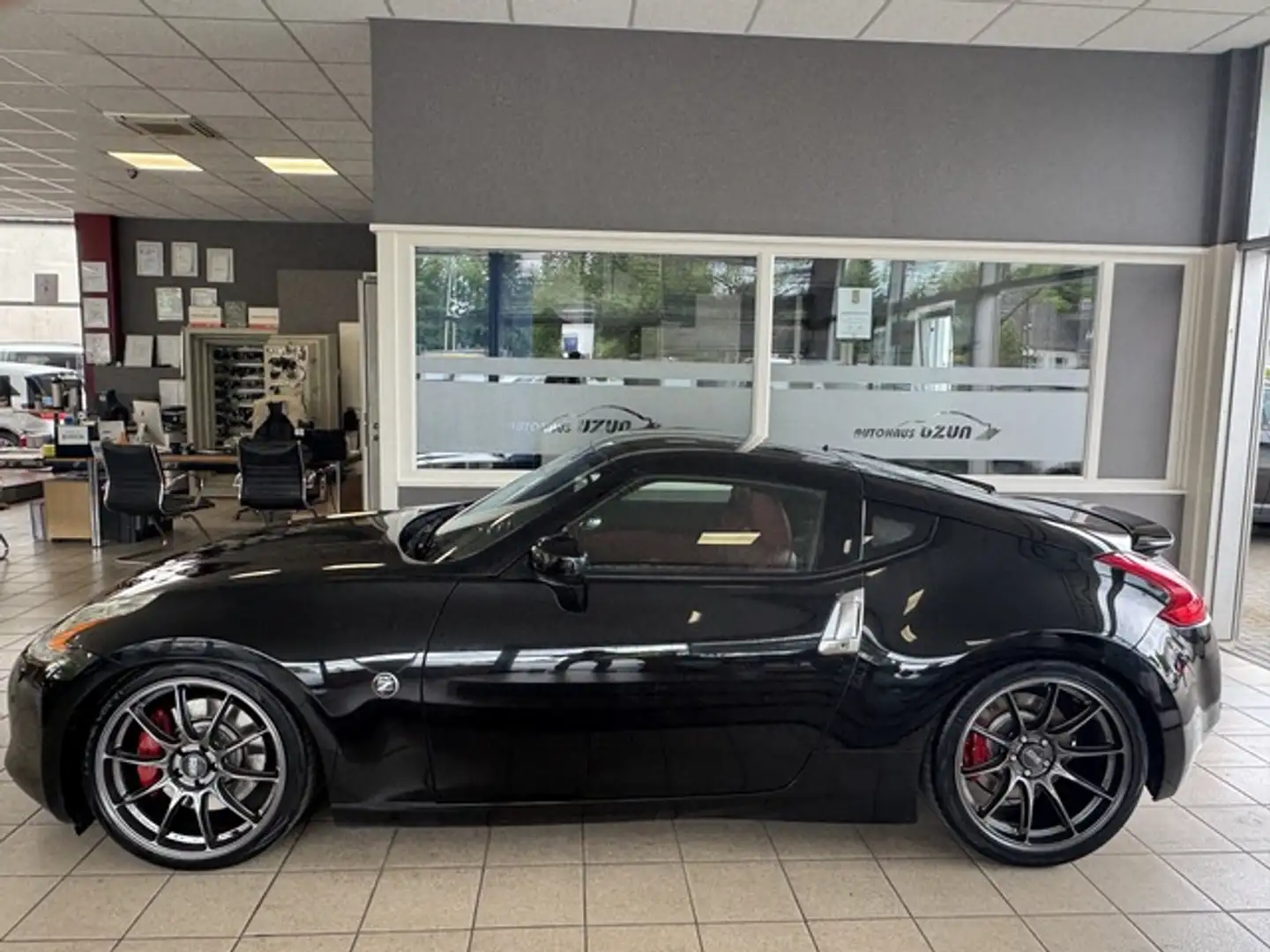 Nissan 370Z Black Edition 40th Anniversary Automatik Schwarz - 1